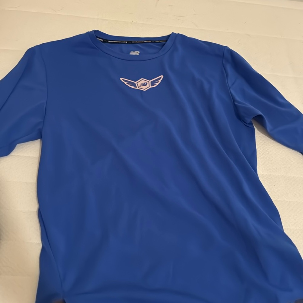 New balance long sleeve athletic shirt